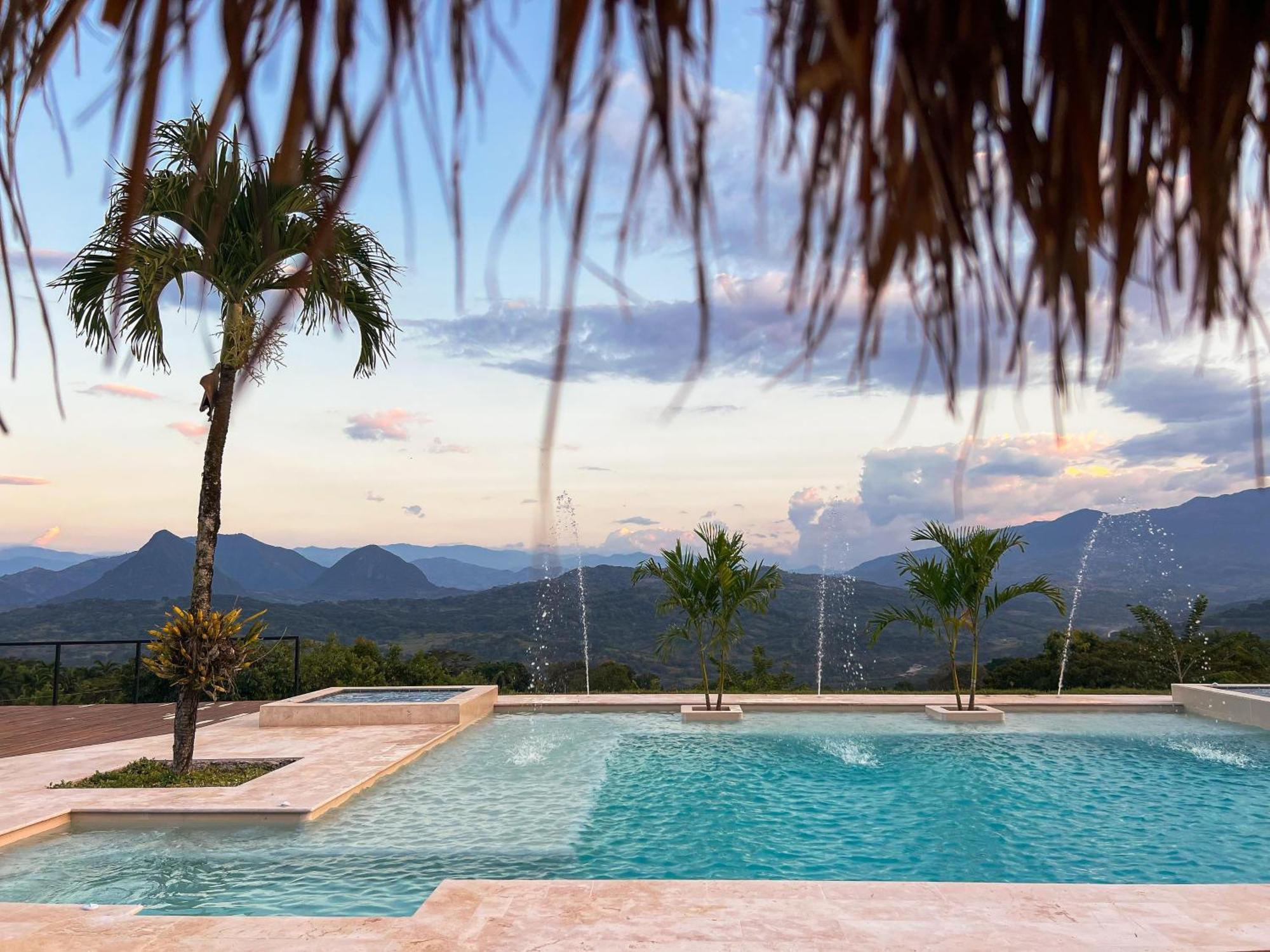 Fina Estampa Country Hotel - Mayores De 10 Anos - Támesis 外观 照片
